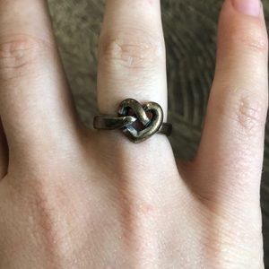 JA Heart Knot Ring (7)